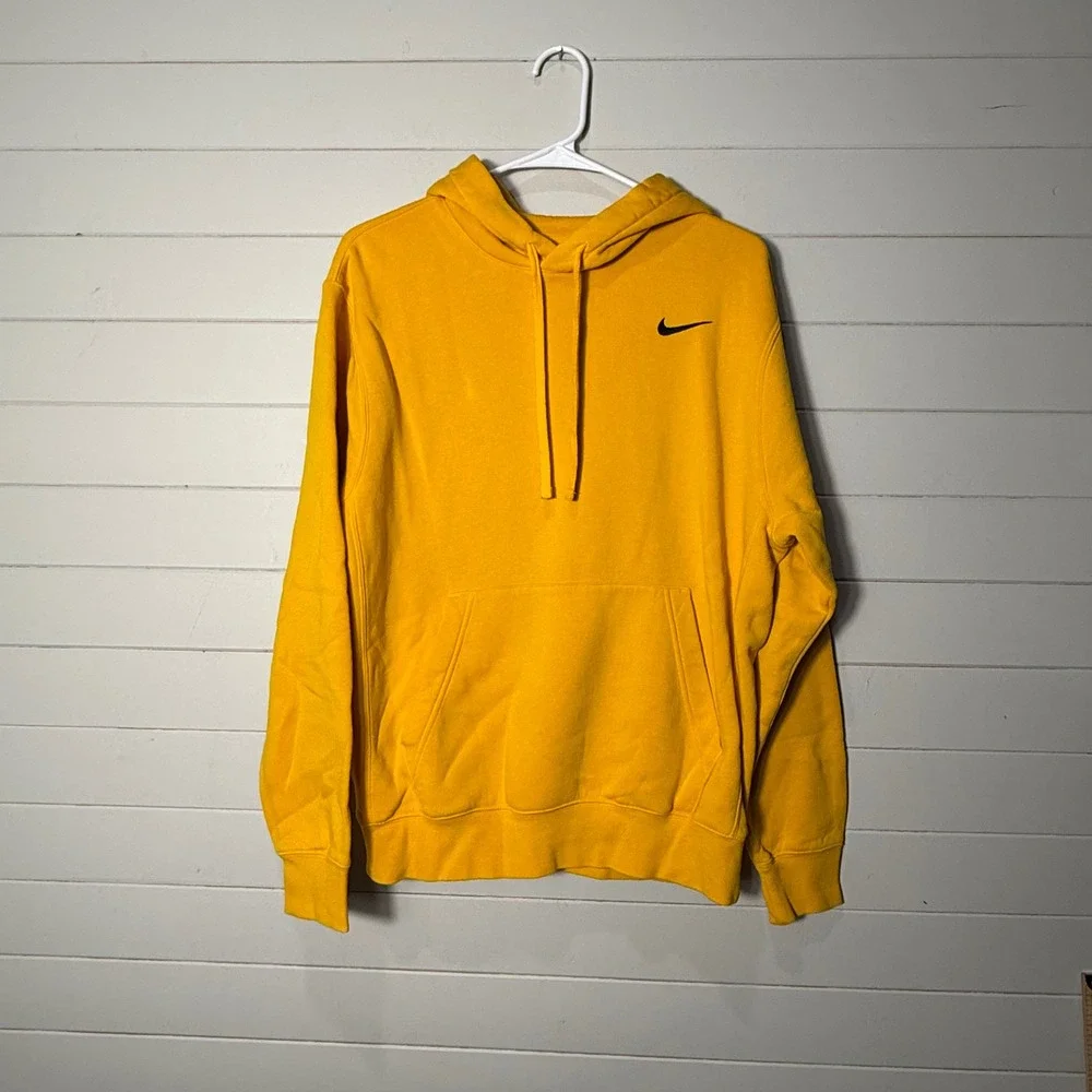 Nike Mens Pullover Hoodie Yellow Sportswear Fleece CJ1611-716 Size Small